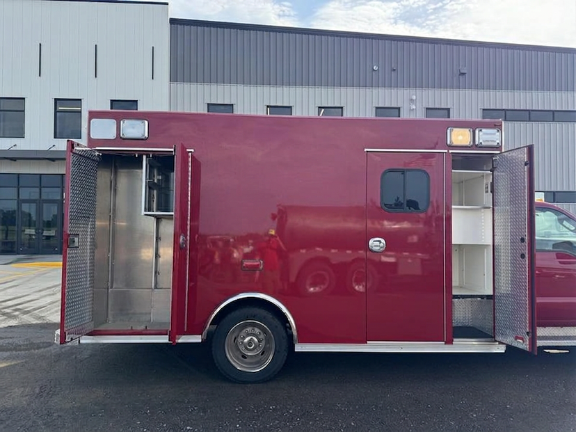 2016 Osage Ford Type I Ambulance — photo 7