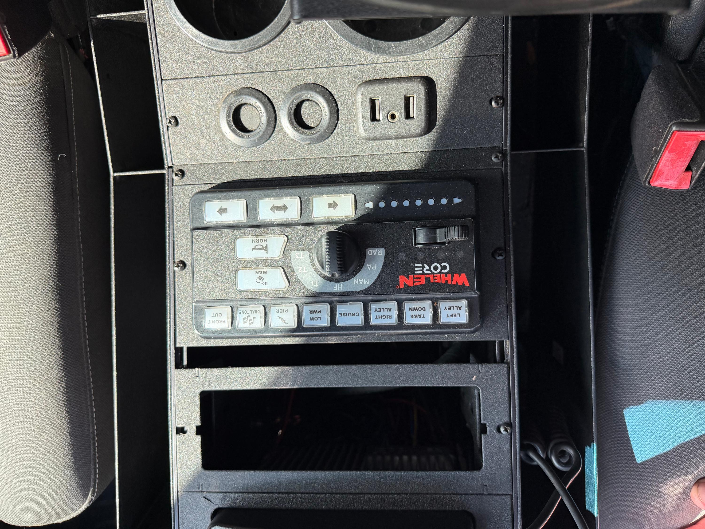 2020 Chevrolet Tahoe 4x4 Command Unit - image 12