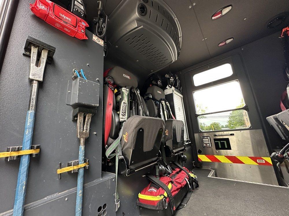 2012 KME Predator Rescue Pumper - image 40
