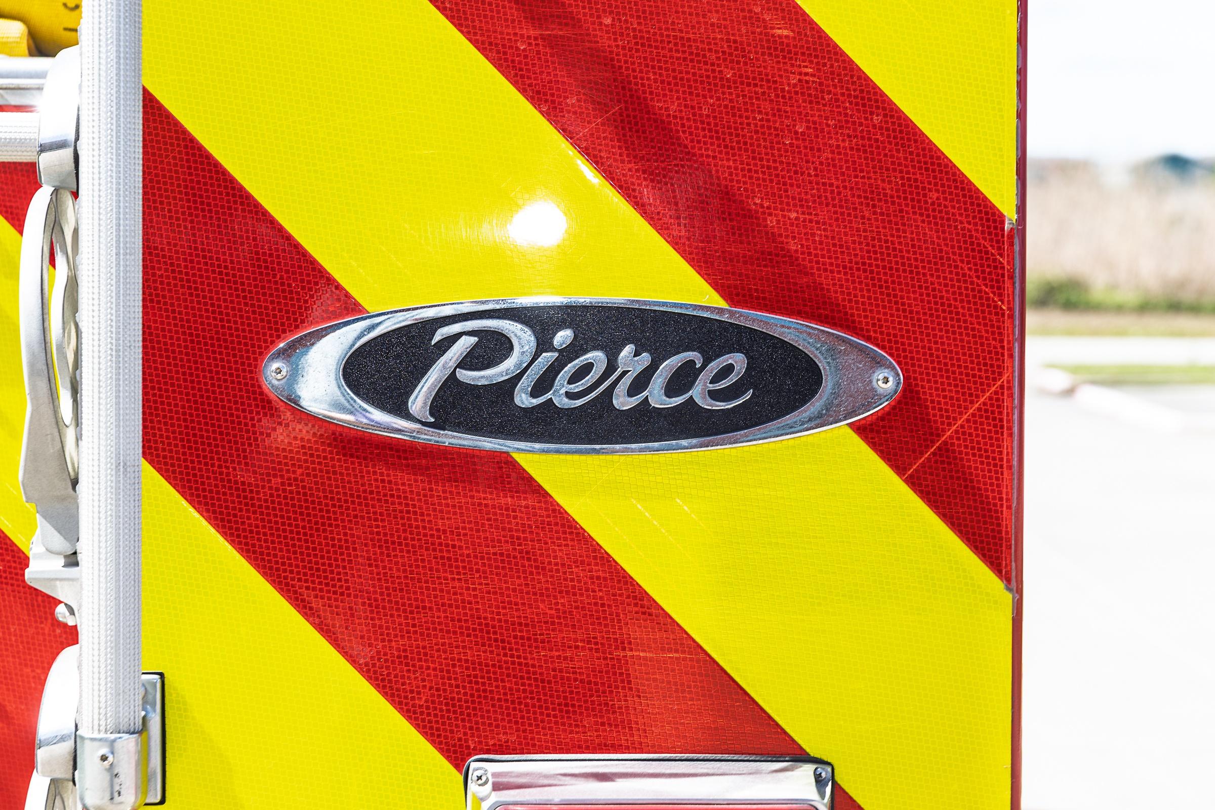 2013 Pierce Ford 4x4 Mini Pumper - image 83