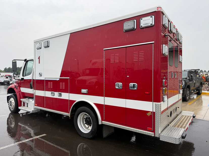 2021 AEV Freightliner Type I Ambulance — photo 4