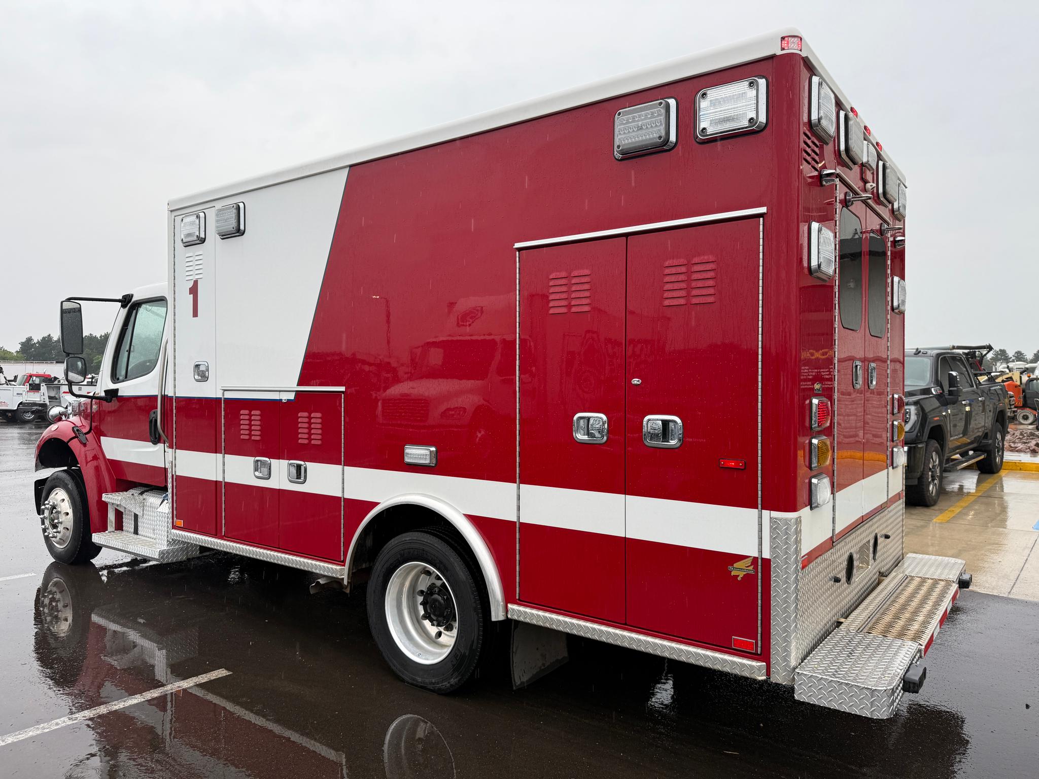 2021 AEV Freightliner Type I Ambulance - image 4