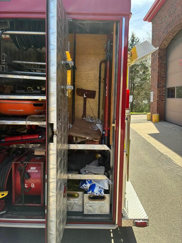 1998 4 Guys Ford Medium Rescue - image 11