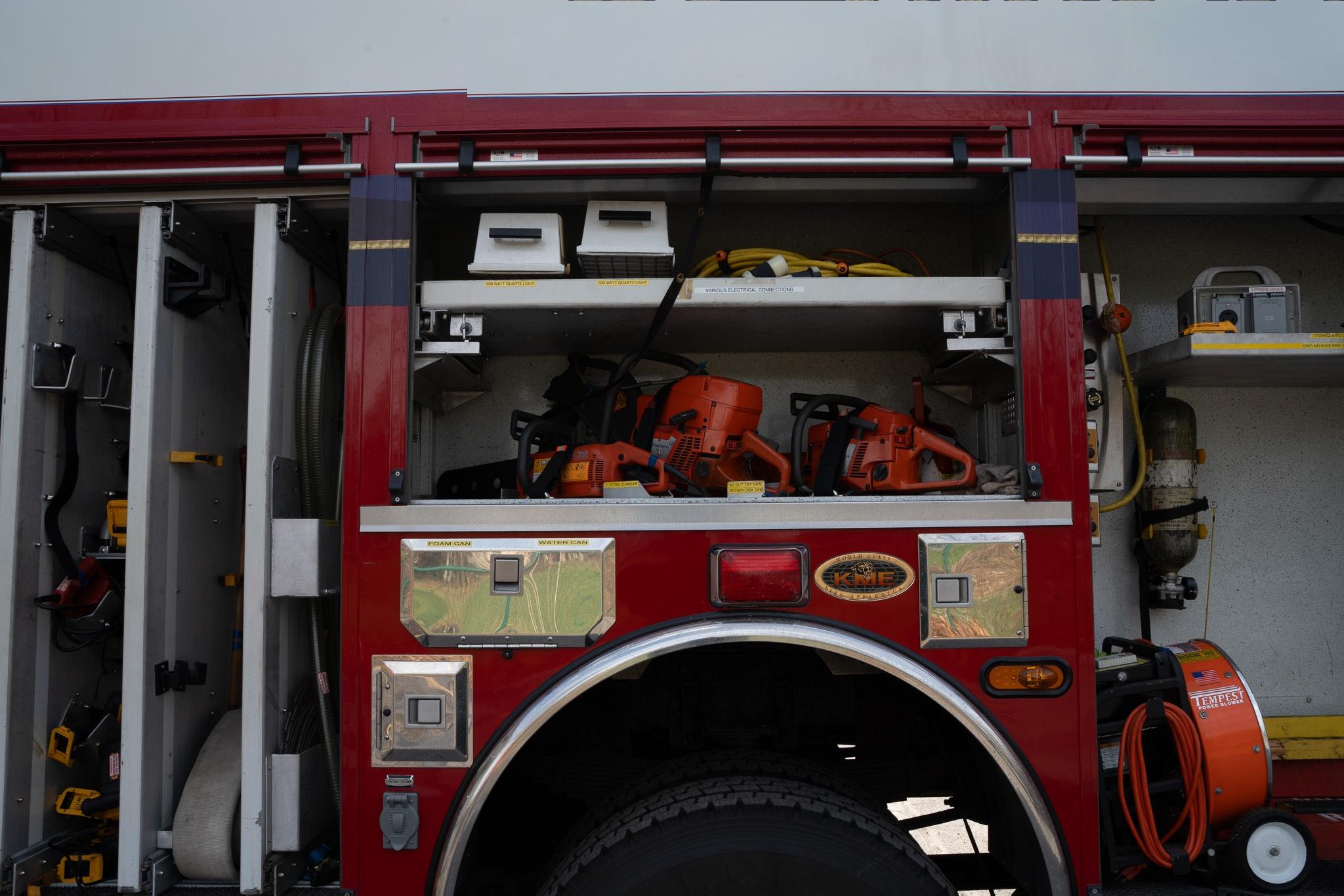 2009 KME Predator 4x4 Heavy Rescue - image 71