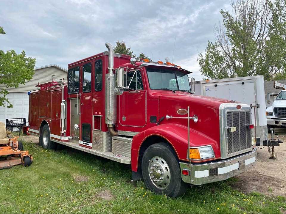 1996 Peterbilt Pumper