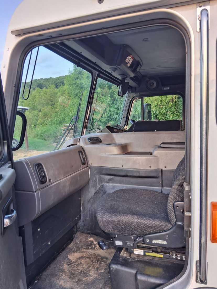 2019 Peterbilt Heil Automated Side Loader — photo 4