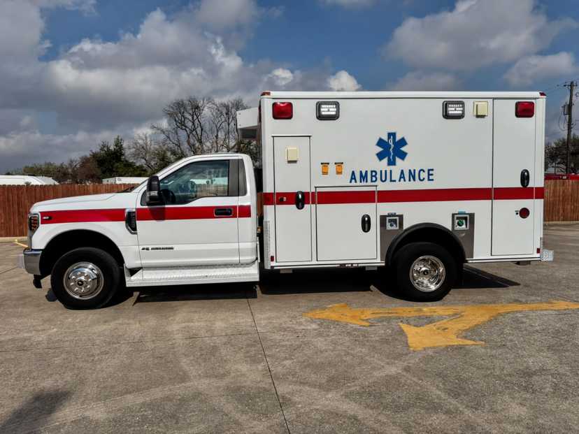 2019 Ford Type I Ambulance — photo 2