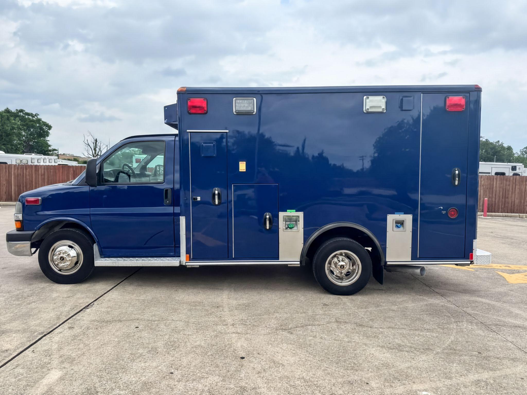 2015 Wheeled Coach Chevrolet Type III Ambulance - image 2