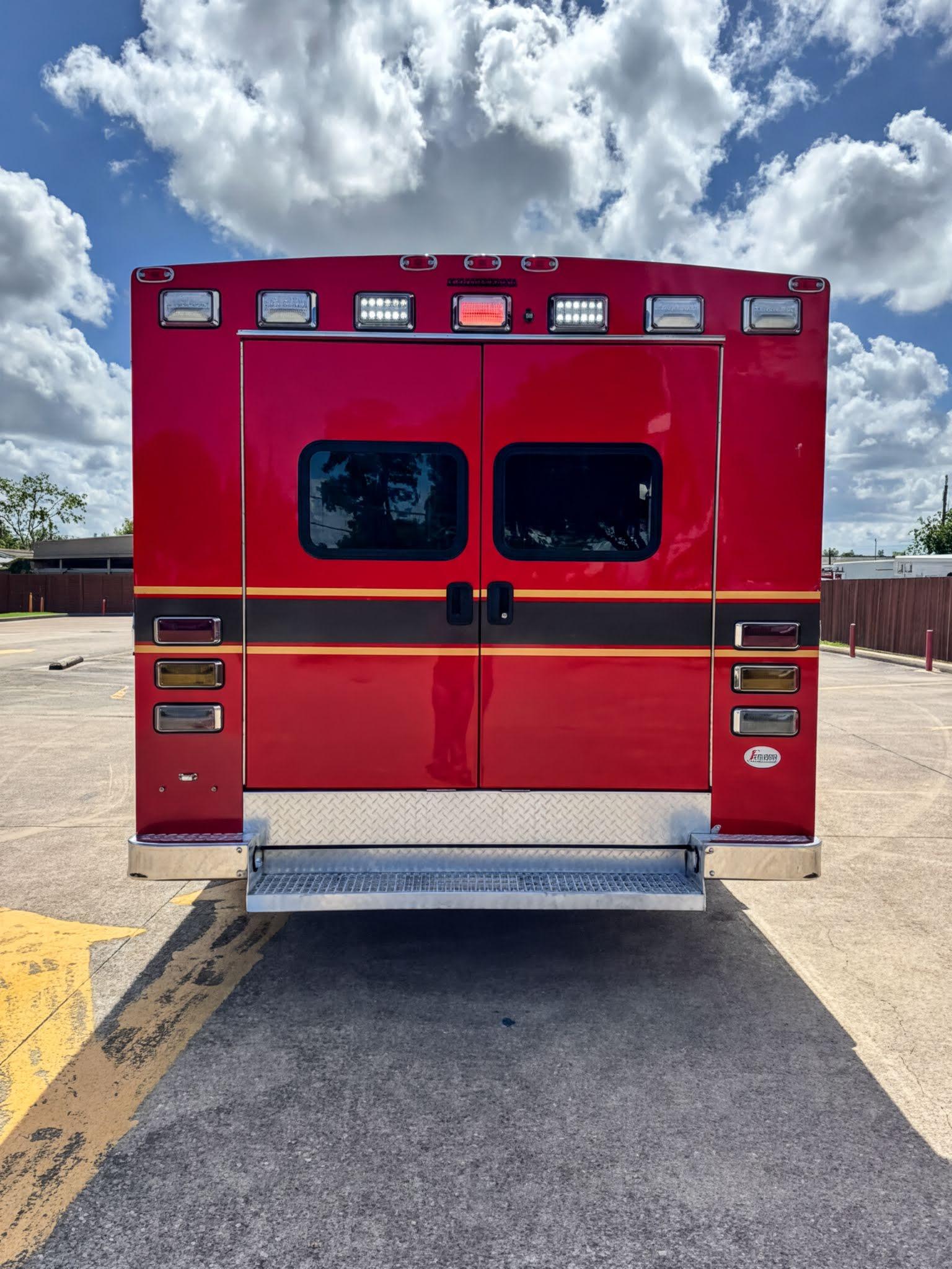 2016 Braun Ford Type III Ambulance - image 4