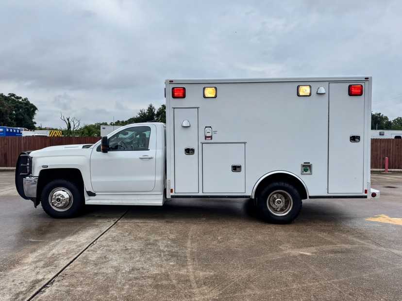 2019 Wheeled Coach Chevrolet 4x4 Type I Ambulance — photo 2