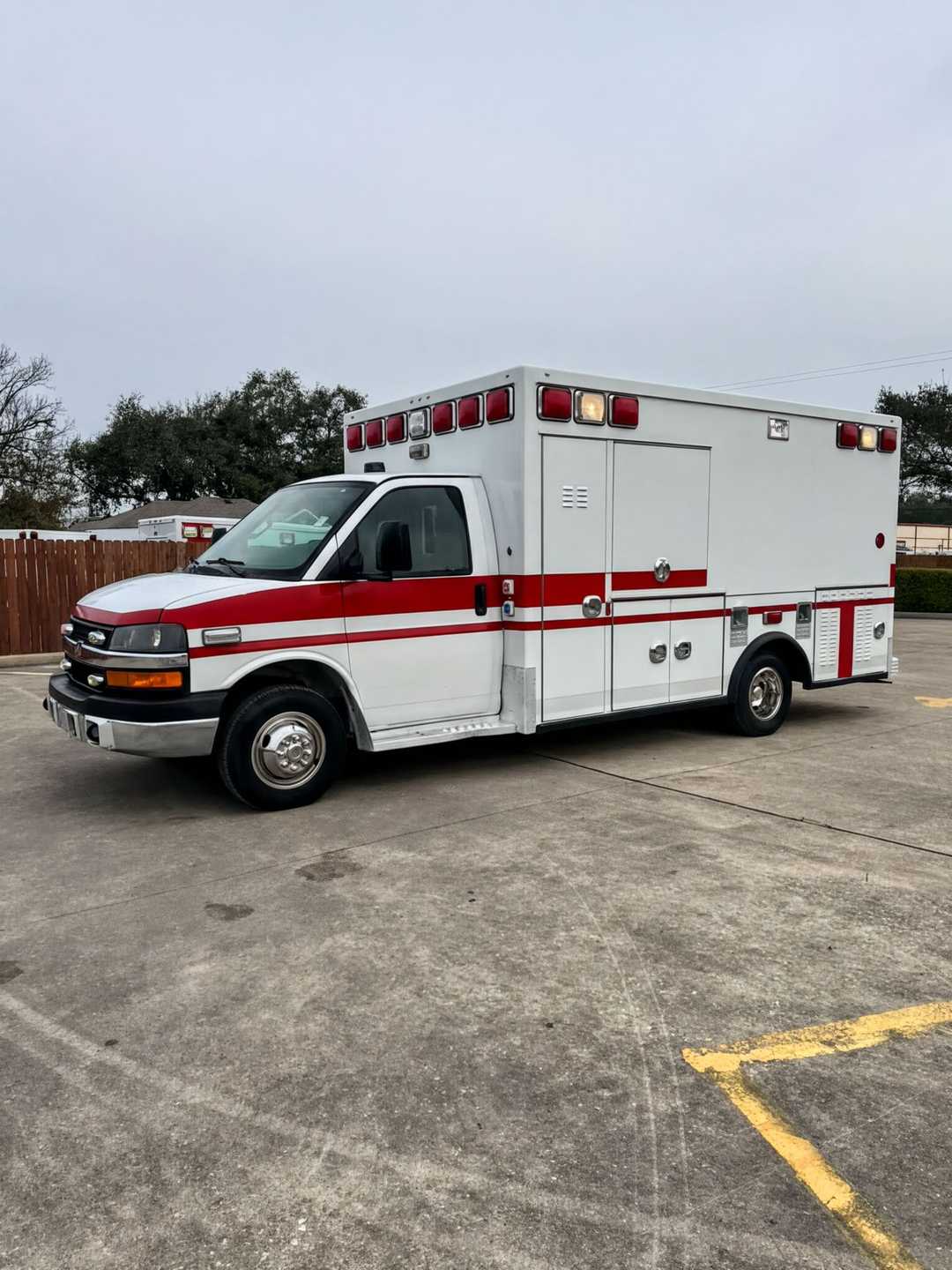2016 Taylor Made Chevrolet Type III Ambulance