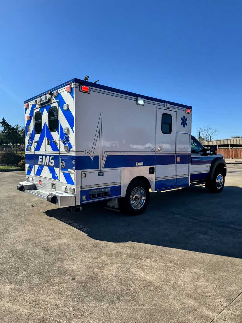 2015 Frazer Ford Type I Ambulance — photo 5