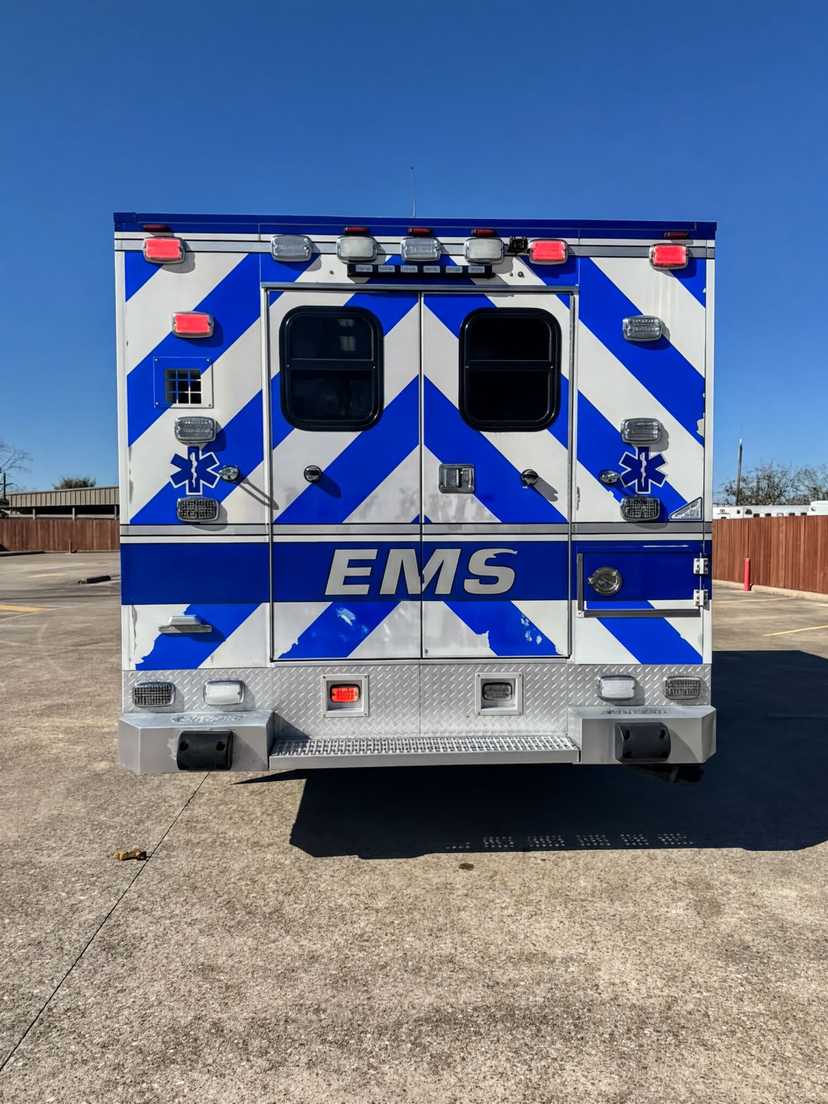 2015 Frazer Ford Type I Ambulance — photo 4