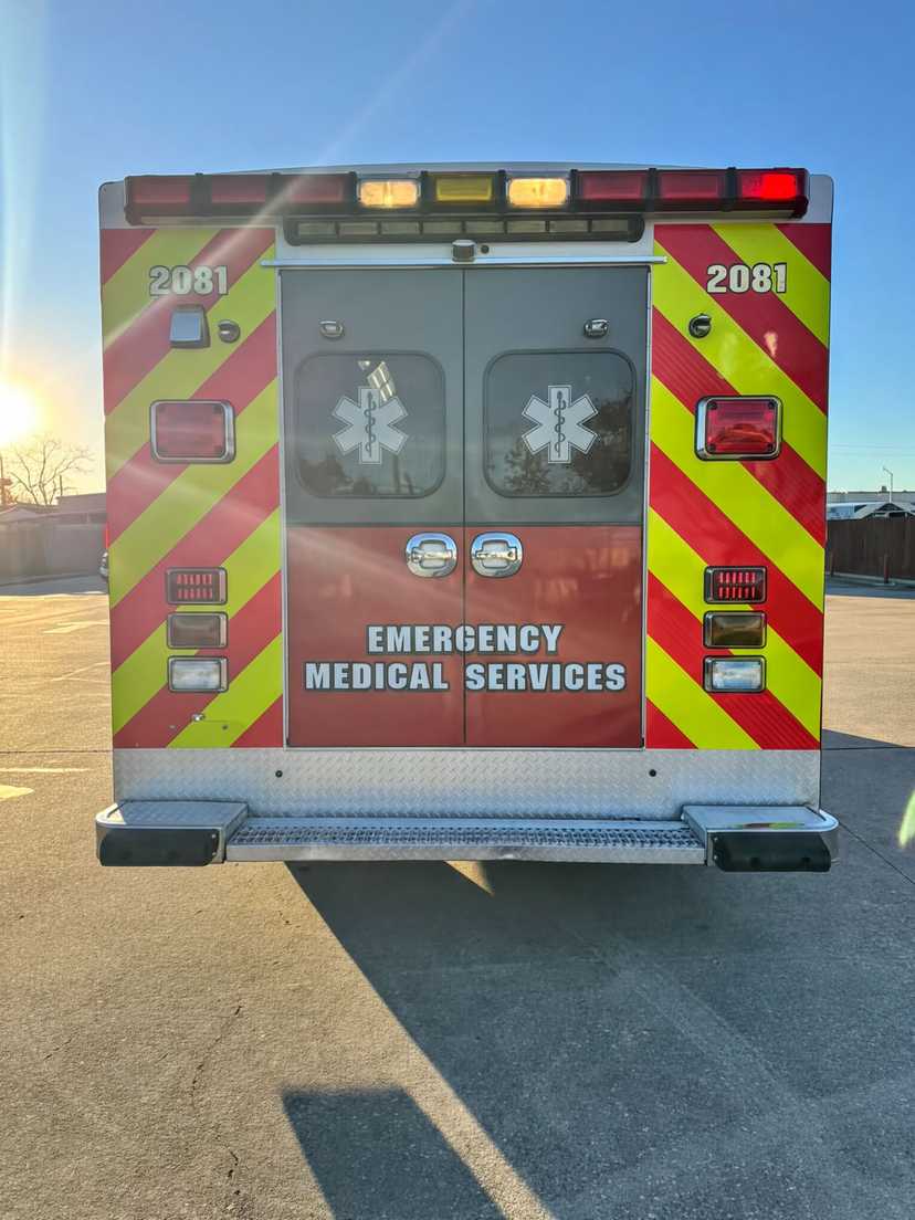 2012 Braun Chevrolet Type III Ambulance — photo 4
