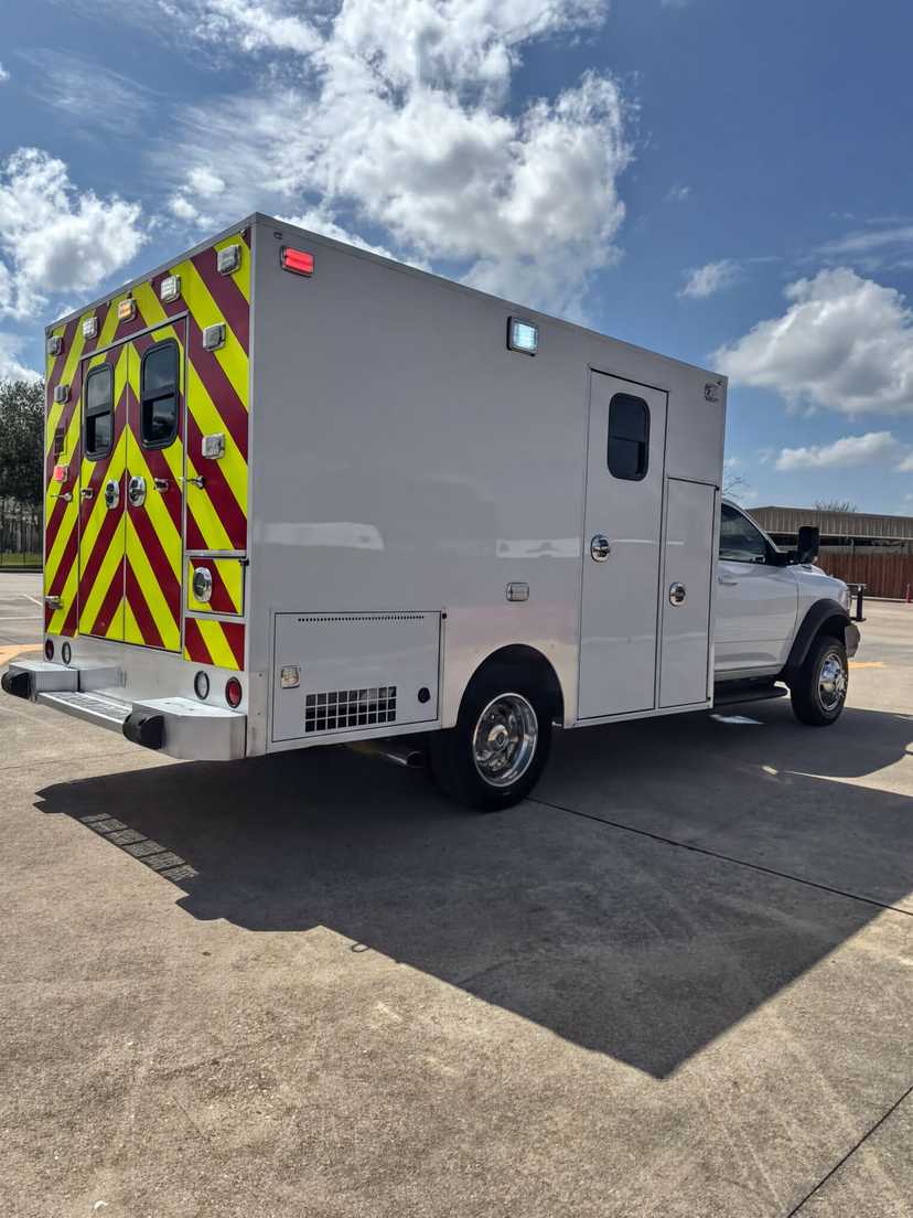 2020 Frazer Dodge Type I Ambulance — photo 5
