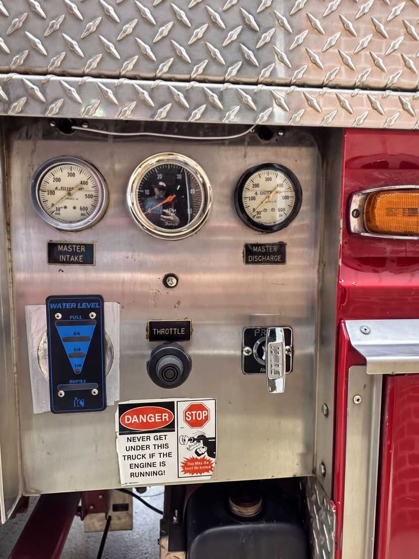 1994 GMC Tanker — photo 4