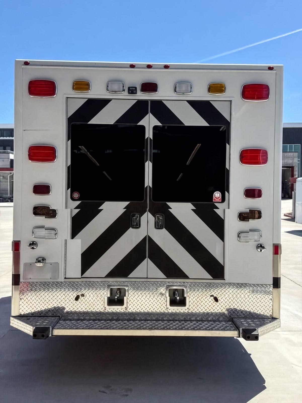 2019 Demers Ford 4x4 Type I Ambulance - image 4