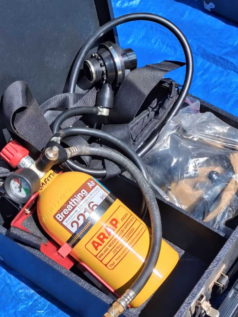 6-ISI Arap/Escape Supplied Air Respirators (SARs) Full-Face Mask and Tank TC-13F-165, 200 feet of Airline — photo 3