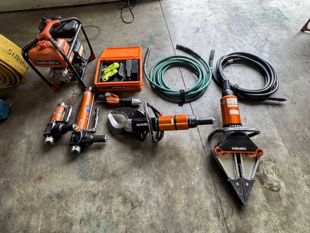 Holmatro Core Hydraulic Extrication Equipment - Spreader, Cutter, Rams, Pump