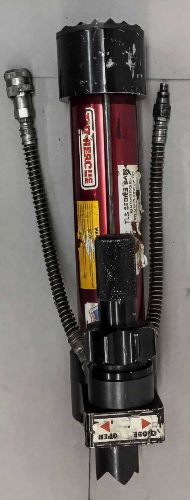 TNT RESCUE TLS SERIES RAM 10,500 PSI 724 BAR (m4) — photo 2
