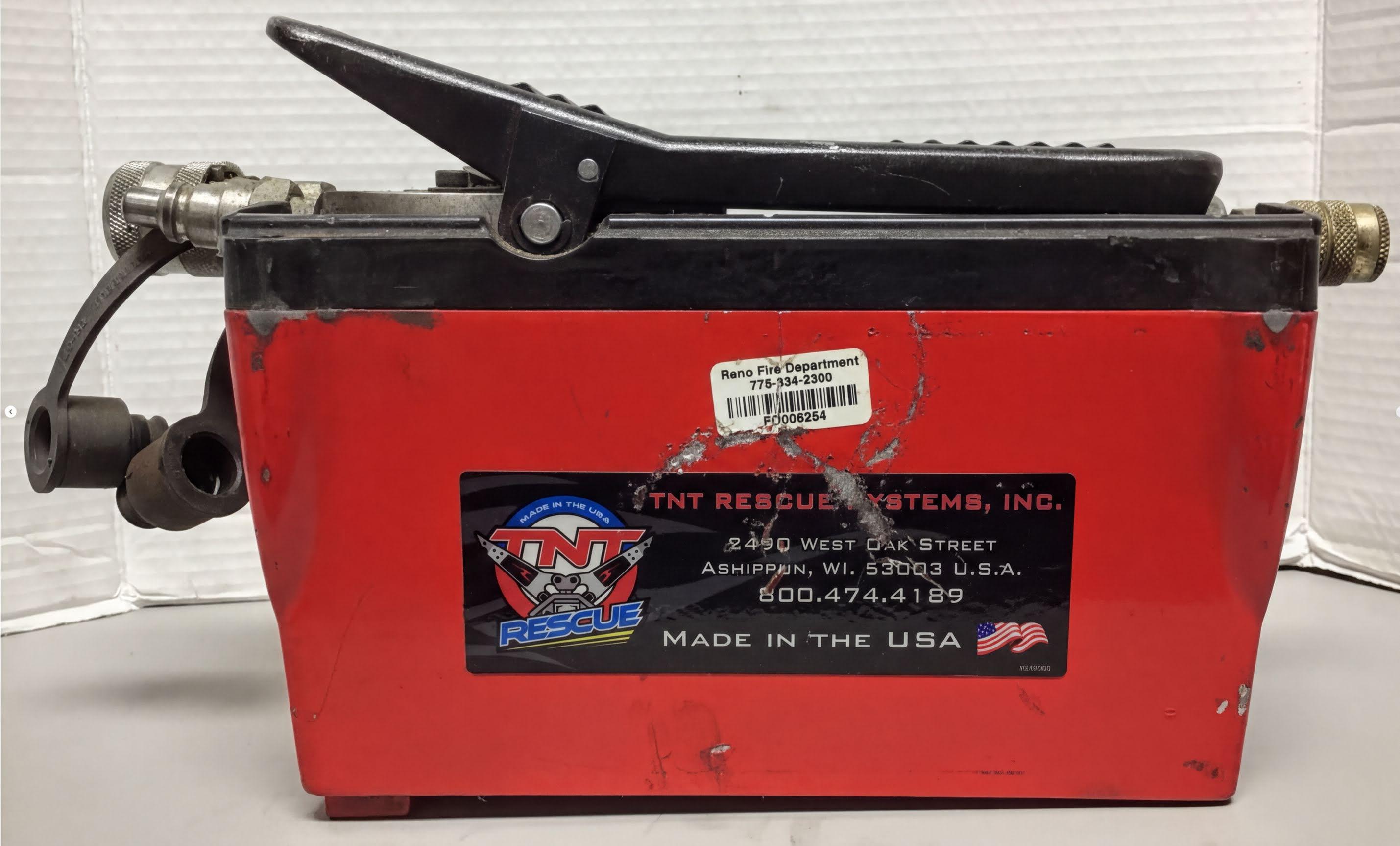TNT Rescue ARP Pump Air Over Hydraulic 10,500PSI (r33) - image 3