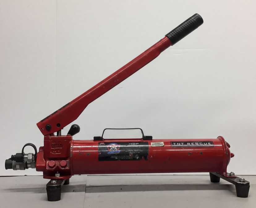 TNT Rescue HDP Portable Hydraulic Hand Pump (m8) — photo 3