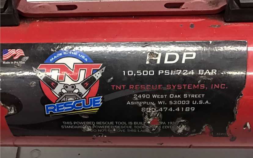TNT Rescue HDP Portable Hydraulic Hand Pump (m8) — photo 2