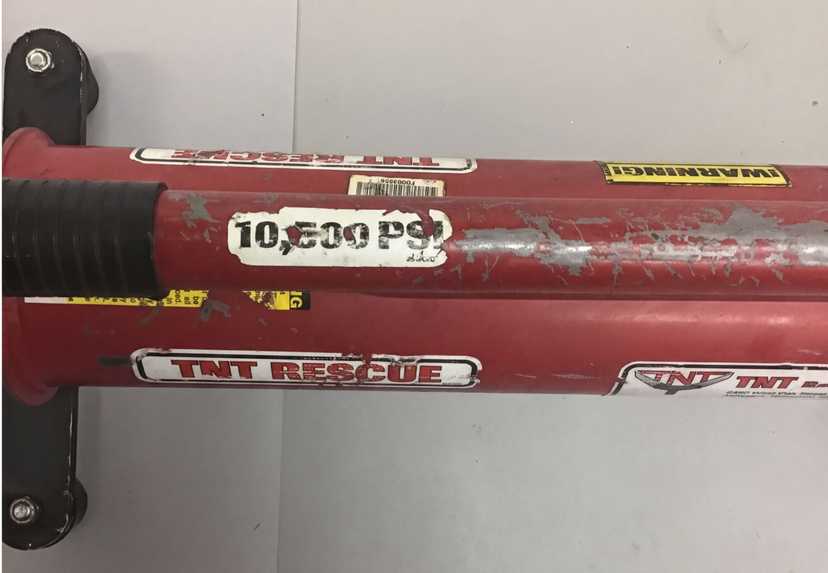 TNT Rescue P157D Model C 10,000 PSI Two-Stage Hydraulic Hand Pump (M10) — photo 4
