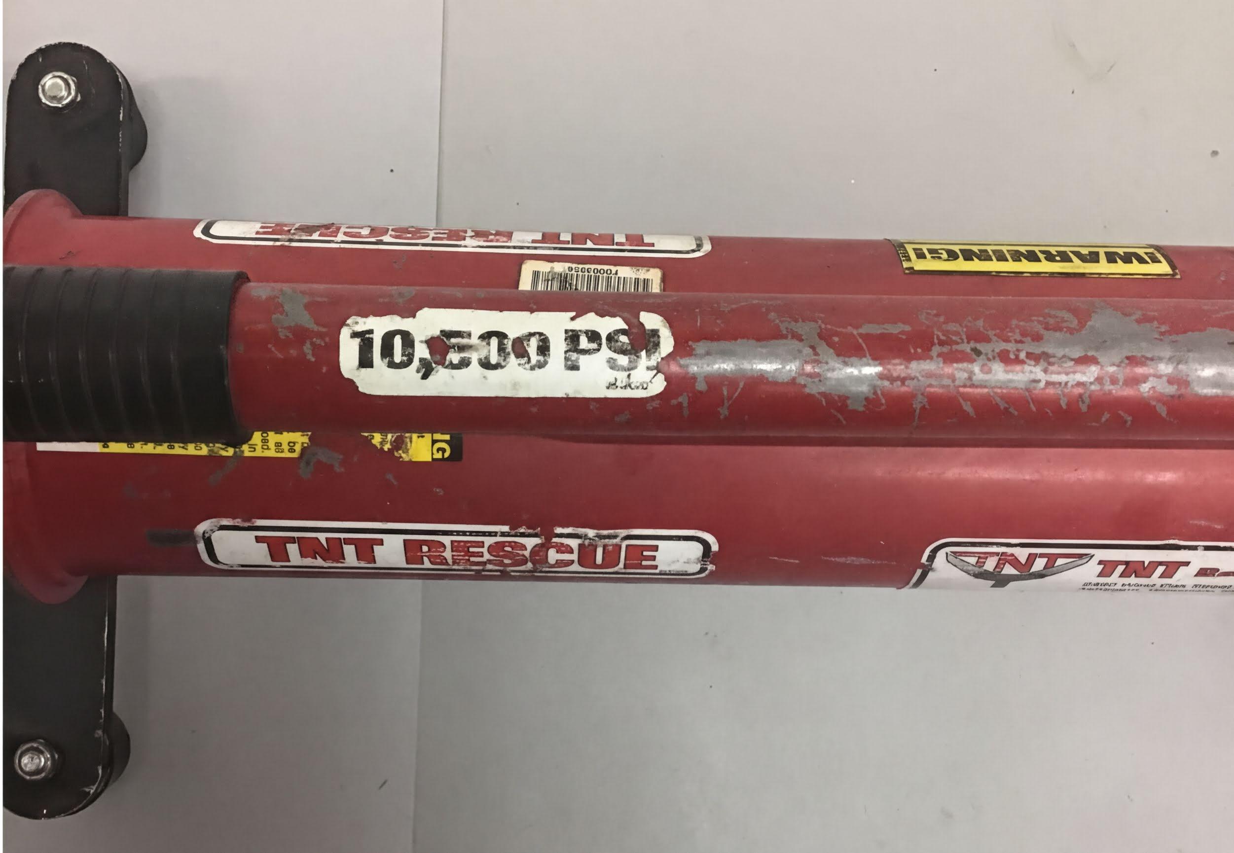 TNT Rescue P157D Model C 10,000 PSI Two-Stage Hydraulic Hand Pump (M10) - image 4