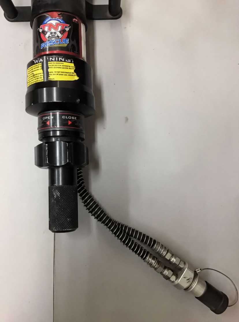 TNT Rescue SLCC-20 Cutter Tool (m4) — photo 4