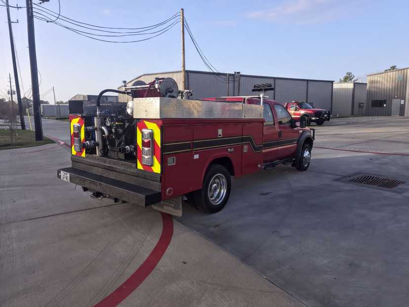 2005 Ford Brush Truck — photo 2