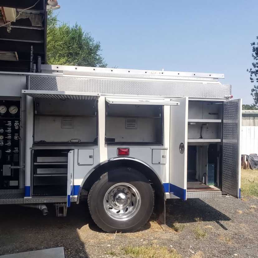 1994 Freightliner Wildland Unit — photo 4