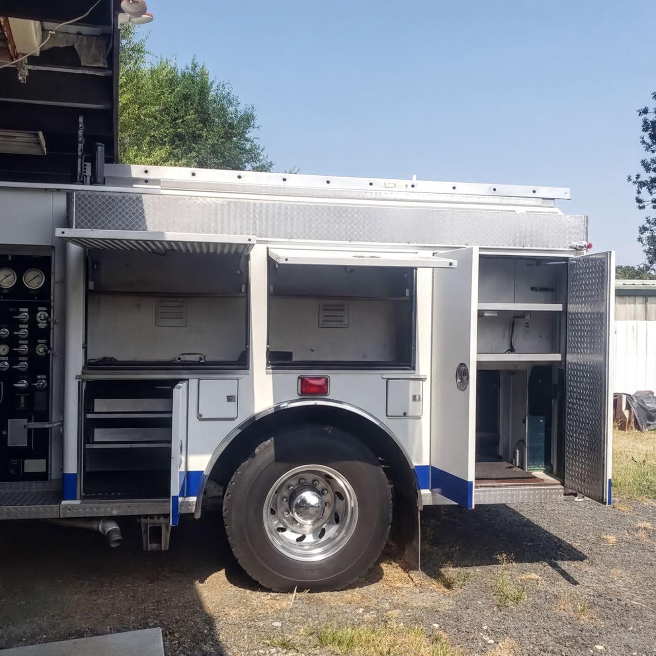 1994 Freightliner Wildland Unit - image 4