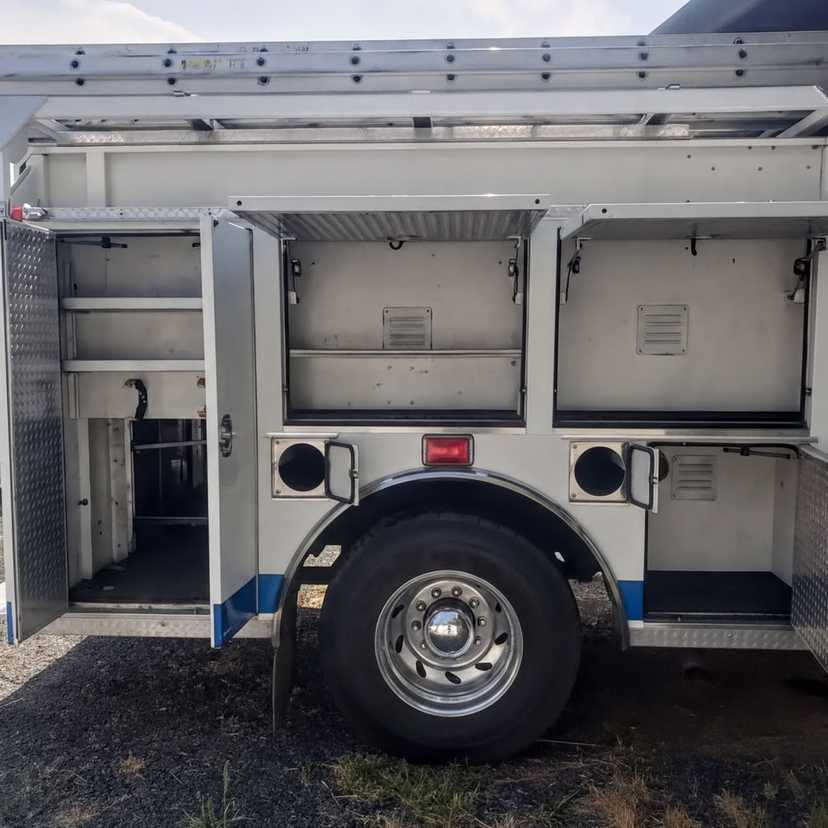 1994 Freightliner Wildland Unit — photo 5