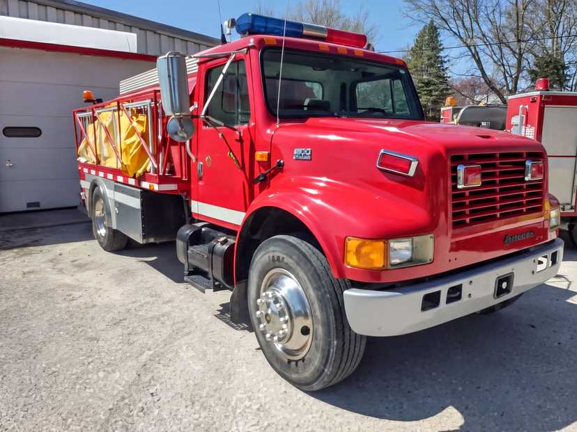 2000 International Tanker — photo 3