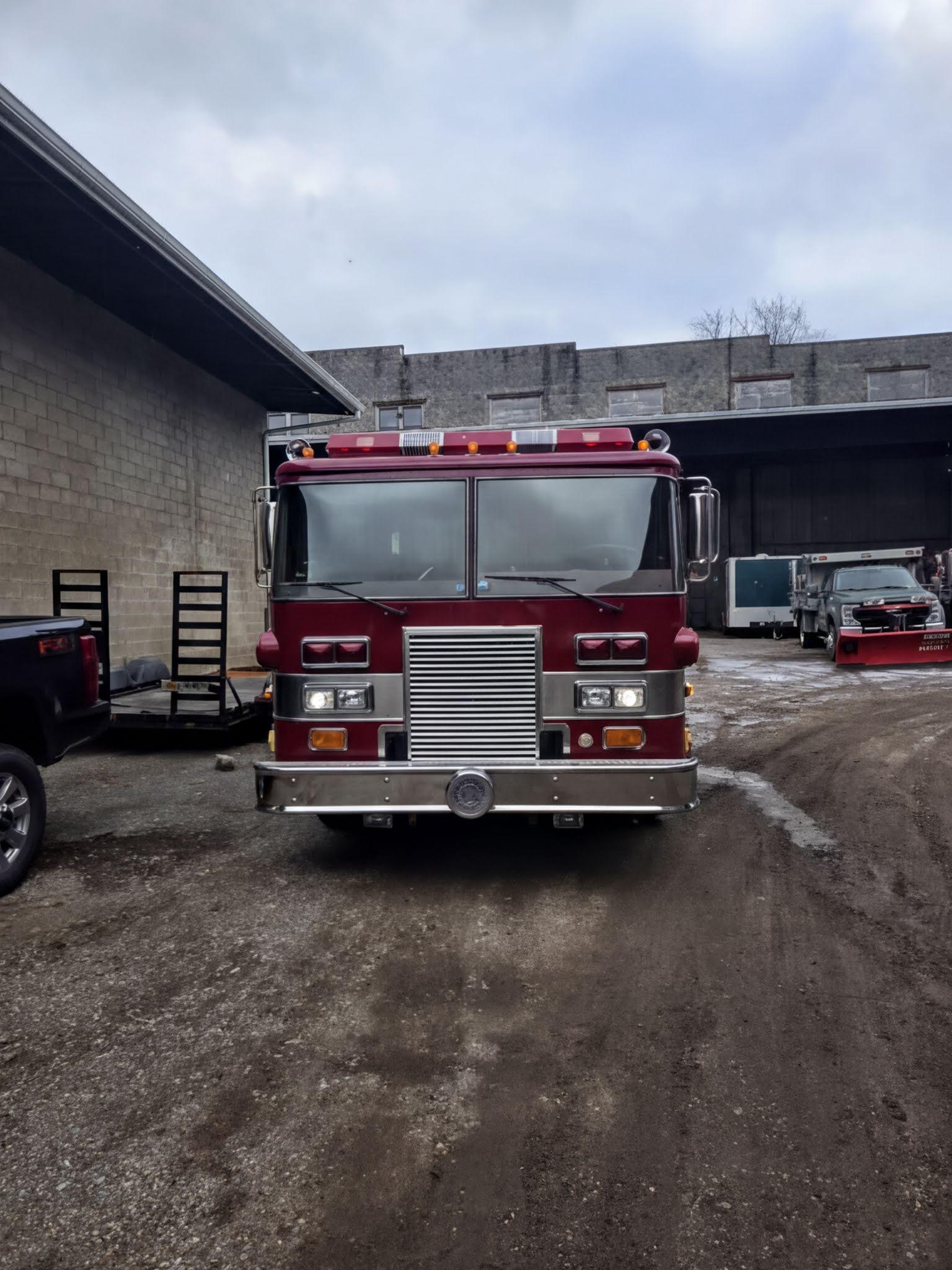 1989 Pierce Lance Pumper - image 2
