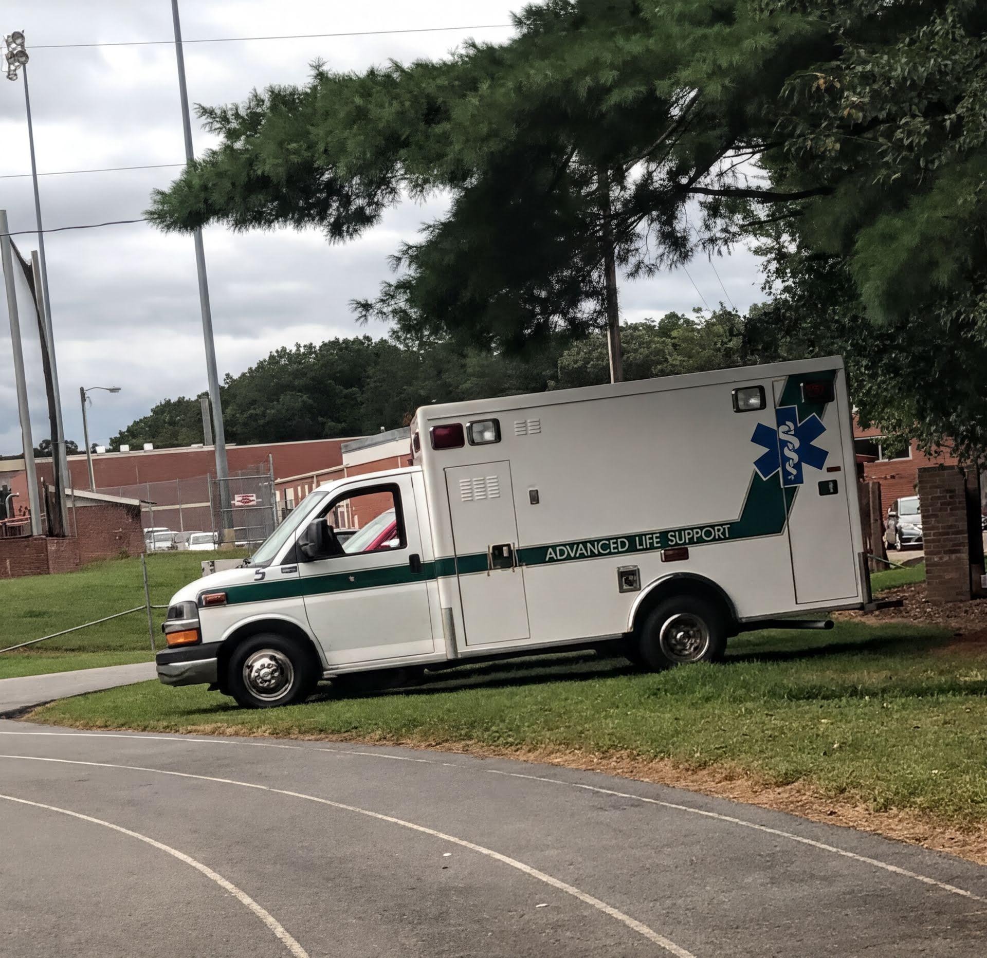 2011 Chevrolet Type I Ambulance - image 3