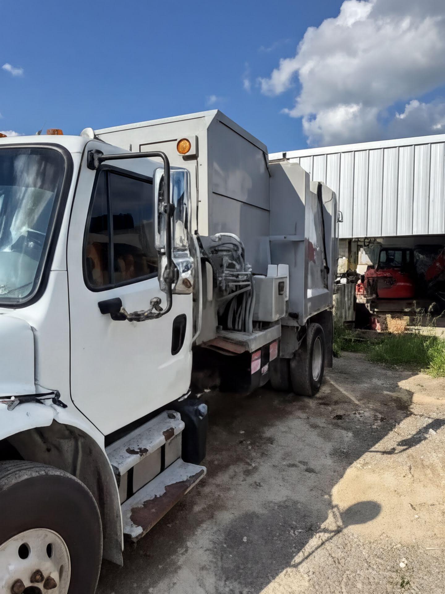 2024 Freightliner G-S Products Automated Side Loader - image 1