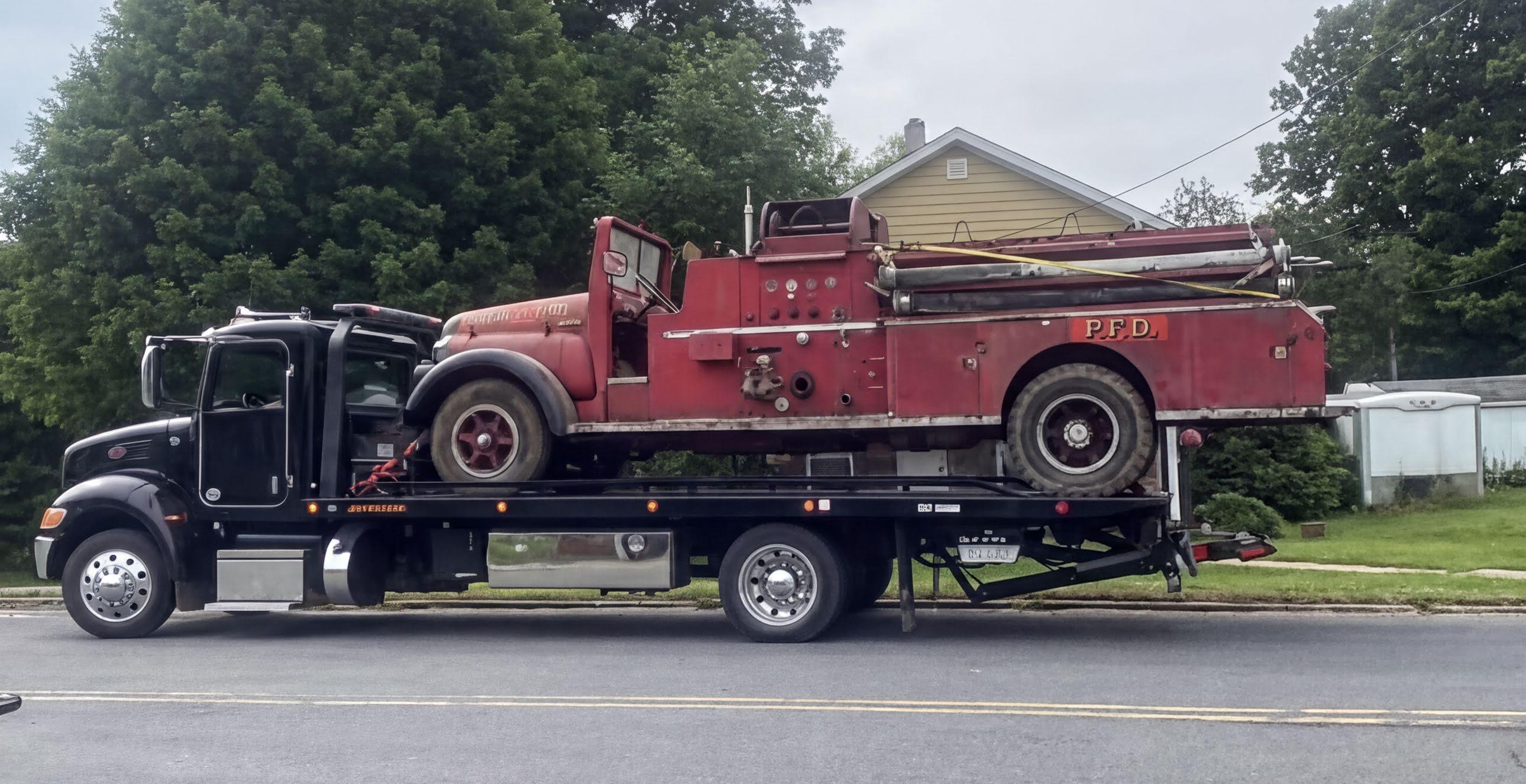 1947 fire truck - image 3