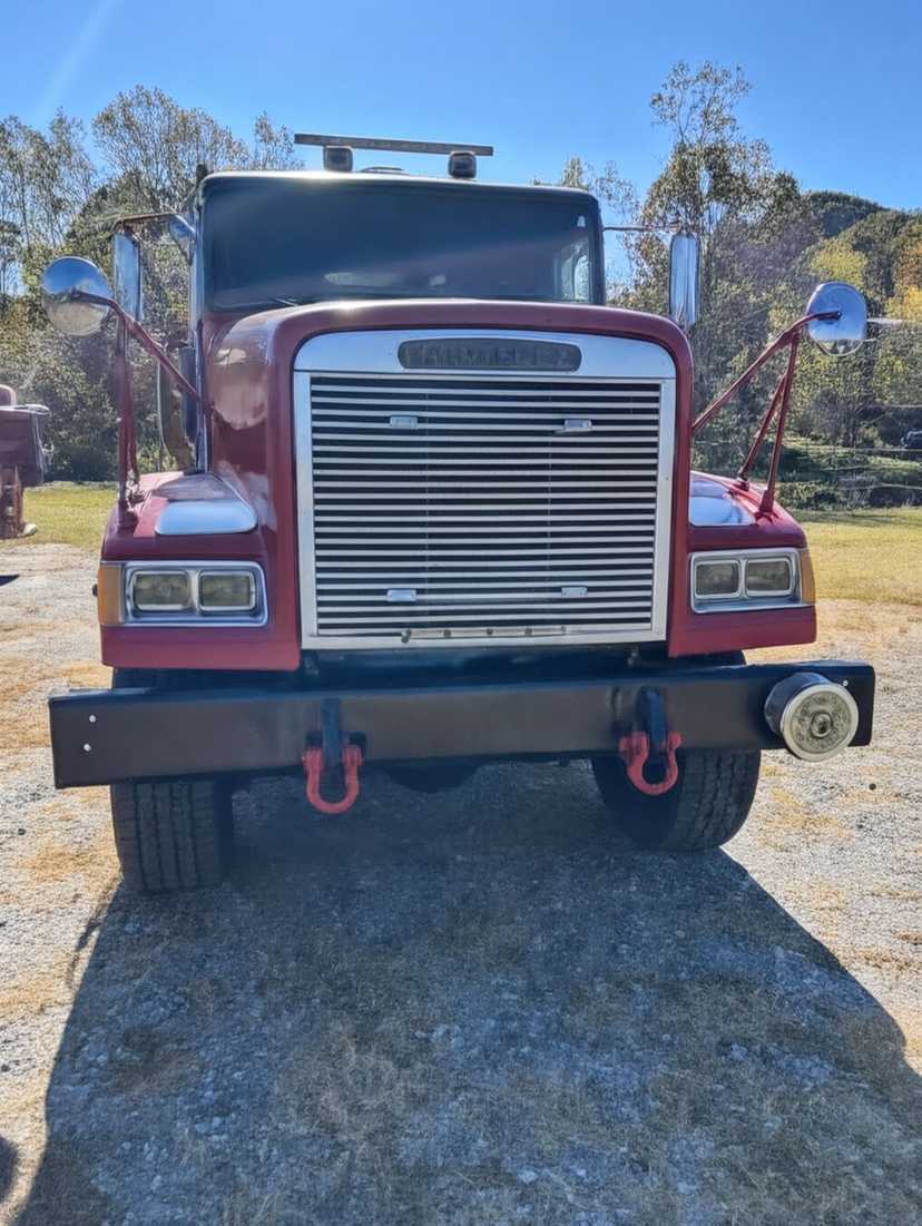 1993 Freightliner Tanker — photo 5