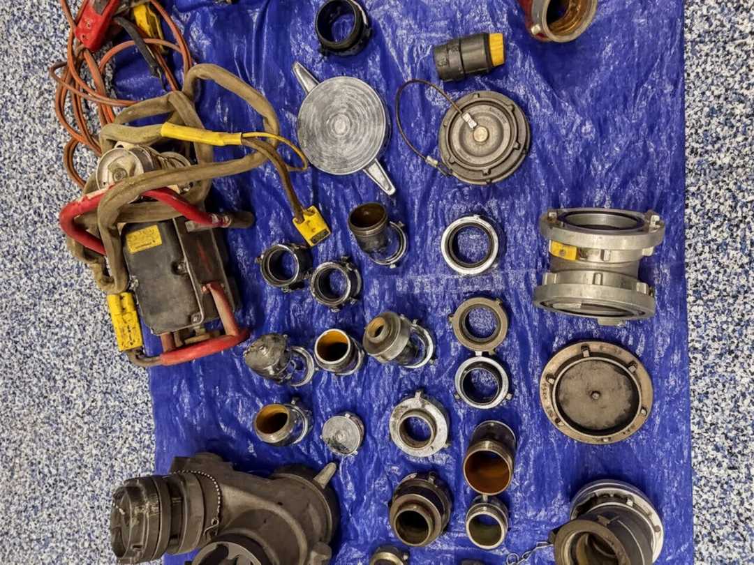Assorted Fire nozzles/ fittings