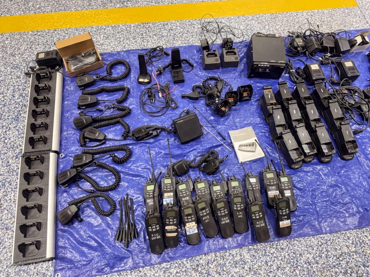 EF Johnson 800 radios - image 2