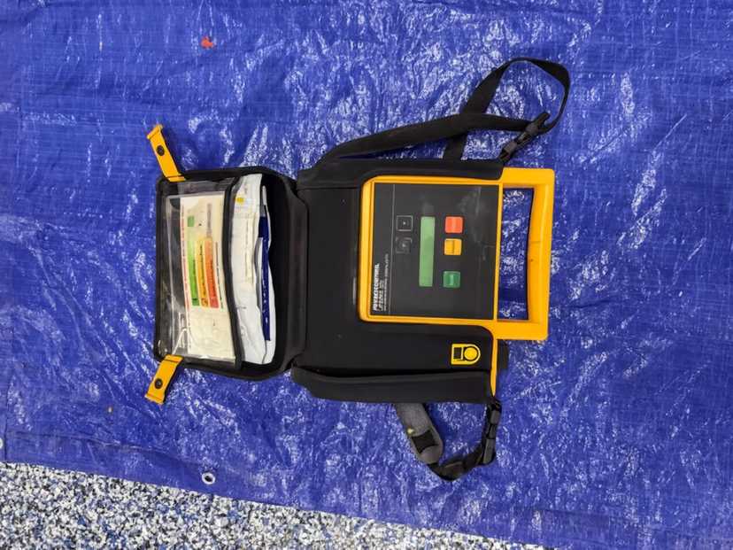 LifePak 500 AED — photo 3