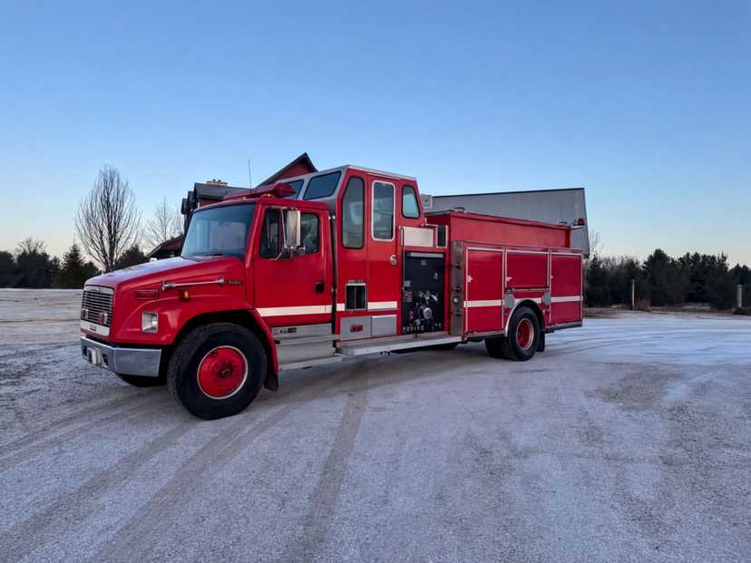 2000 Darley Freightliner Pumper — photo 3