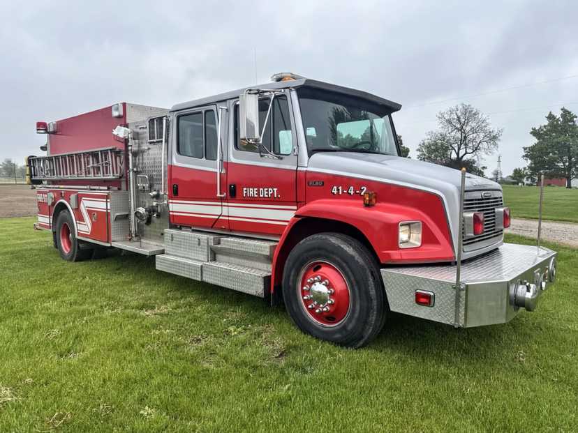 1996 Freightliner FL80 New Lexington Pumper Engine Tanker Cummins Fire Truck 1250/1250/40 — photo 4