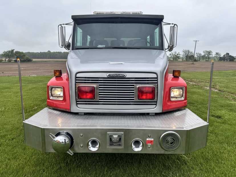 1996 Freightliner FL80 New Lexington Pumper Engine Tanker Cummins Fire Truck 1250/1250/40 — photo 3