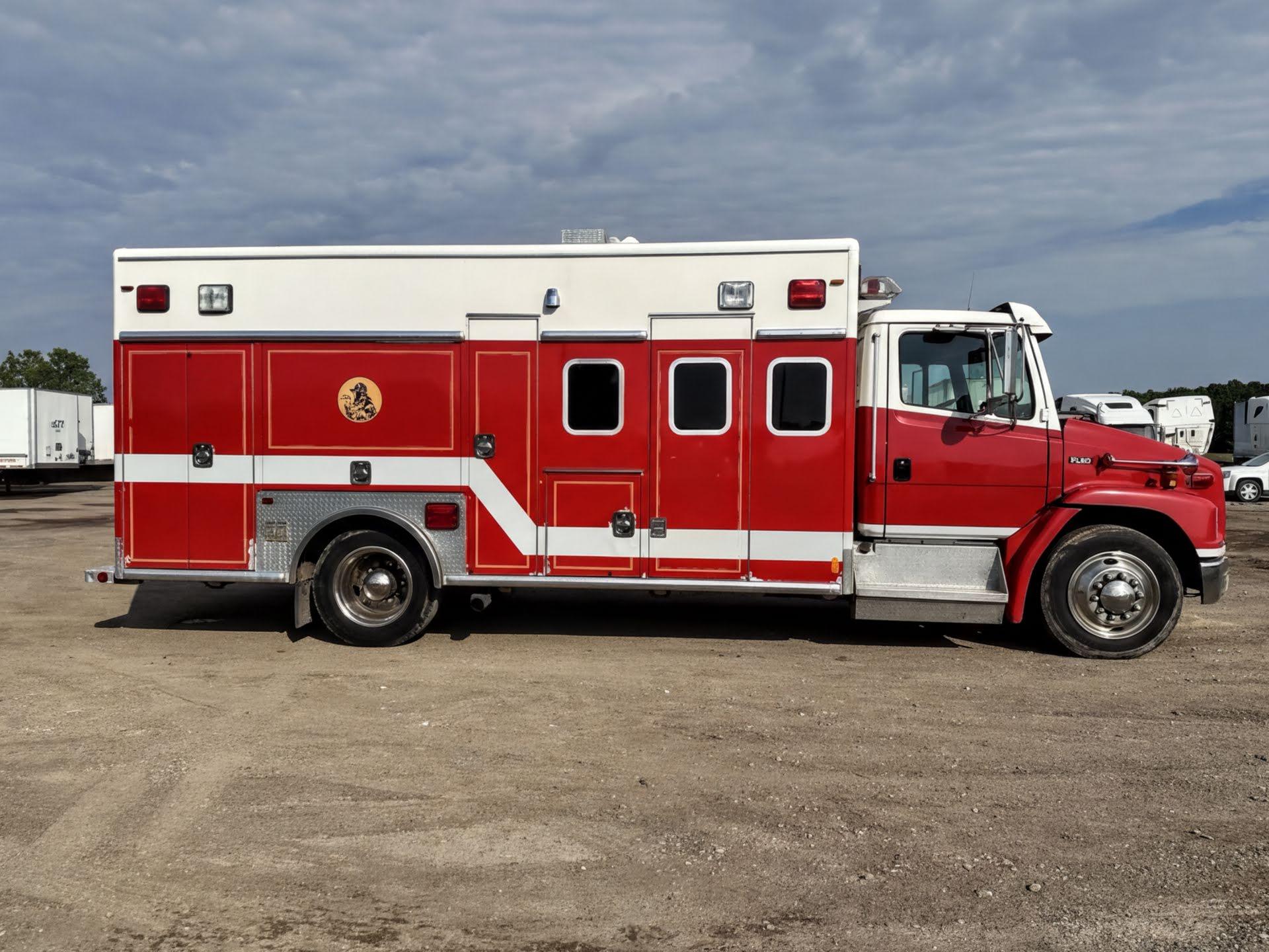 1996 Amtech Freightliner Heavy Rescue - image 5
