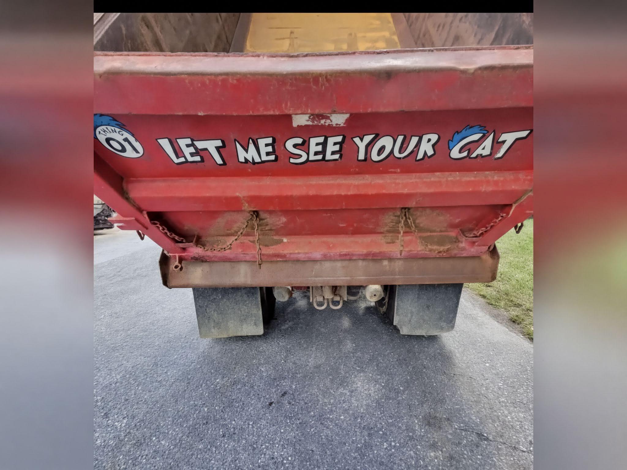 2014 Caterpillar CT660 - image 4