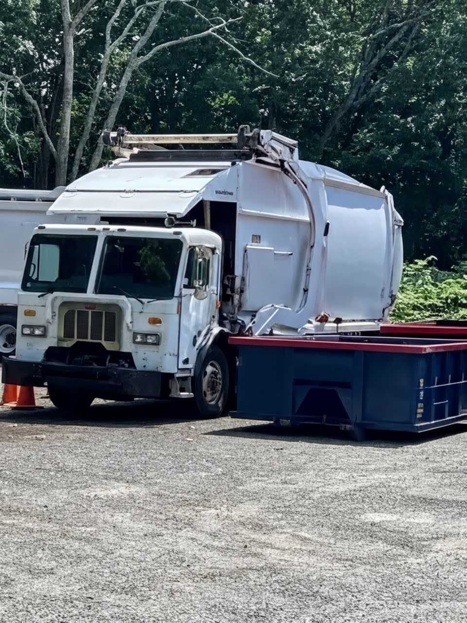2012 Peterbilt New Way Front Loader