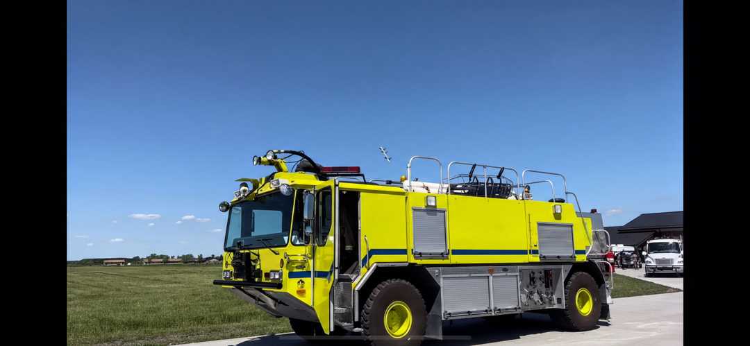 2004 E-One Titan 4X5 4x4 ARFF
